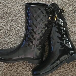 Hunter Black Quilted Boots